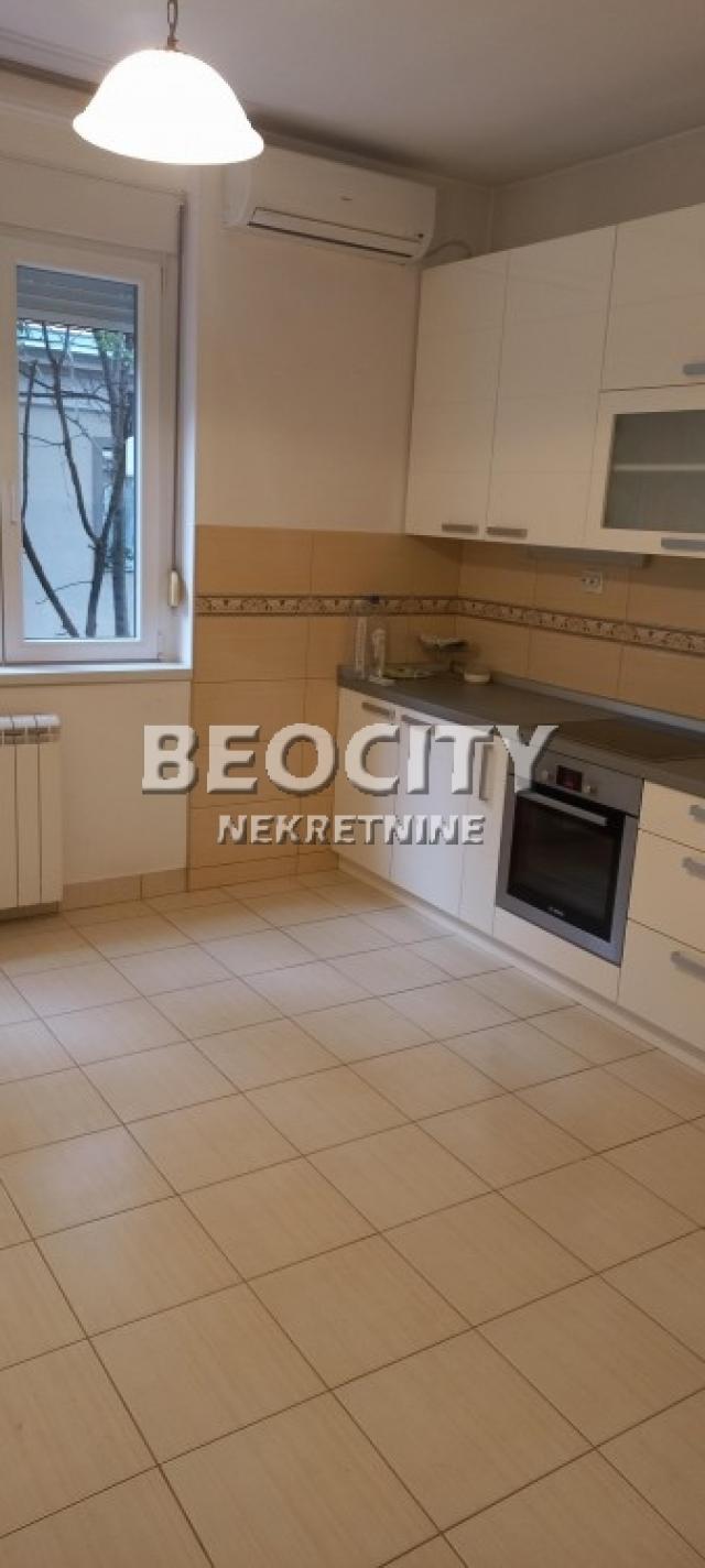 Stari grad, Dorćol, Jevrejska, 2. 0, 65m2, 210000EUR Odličan, renoviran 2. 0 stan, u blizini Kalemeg