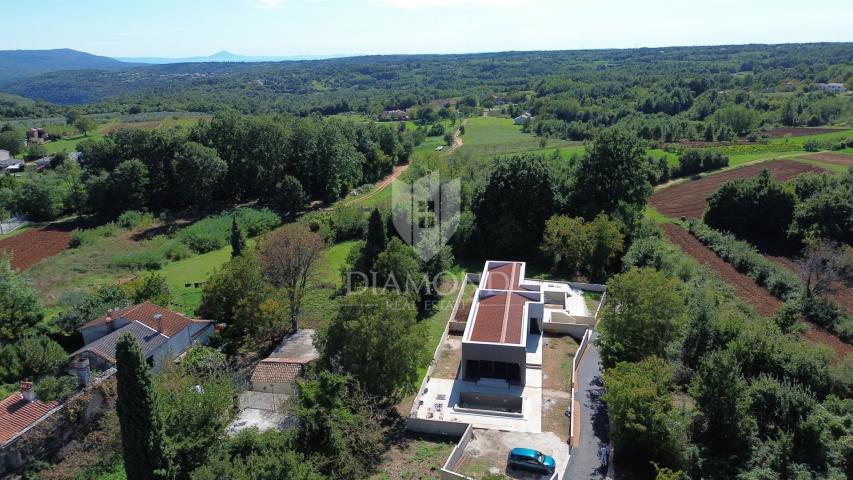 Moderna duplex kuća u okolici Barbana