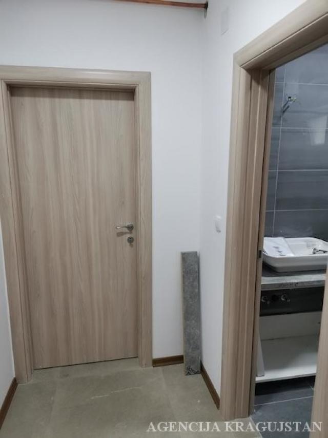 Prodaja, Stan, 69. 00m2 , Erdoglija