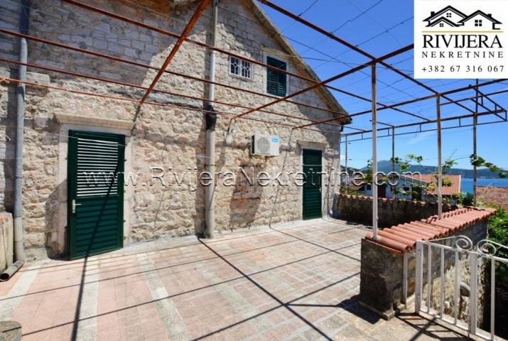 Stone house for sale in the center of Igalo, Herceg Novi