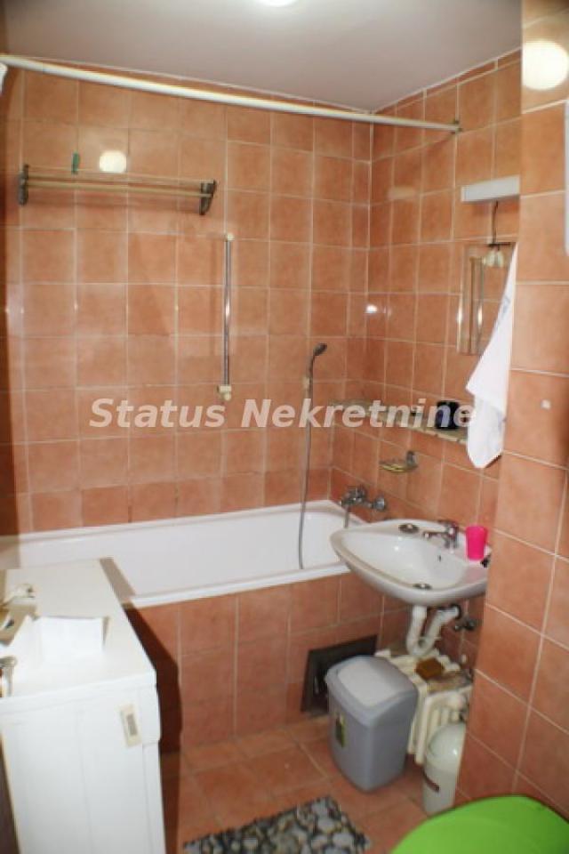 Odličan 2. o soban stan na Novom Naselju 55m2-400e - 065/3858-888