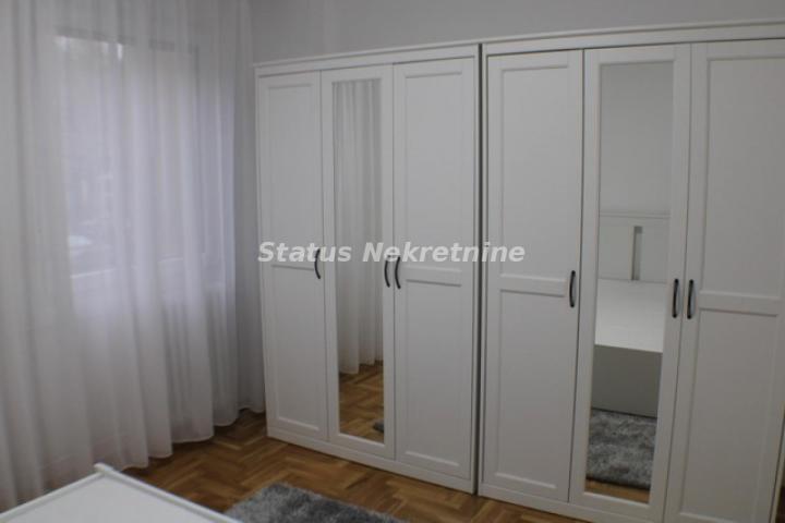 LUX stan-Branimira Čosića -zgrada iza Bulevara Oslobođenja -62 m2 -650e 065/3858-888