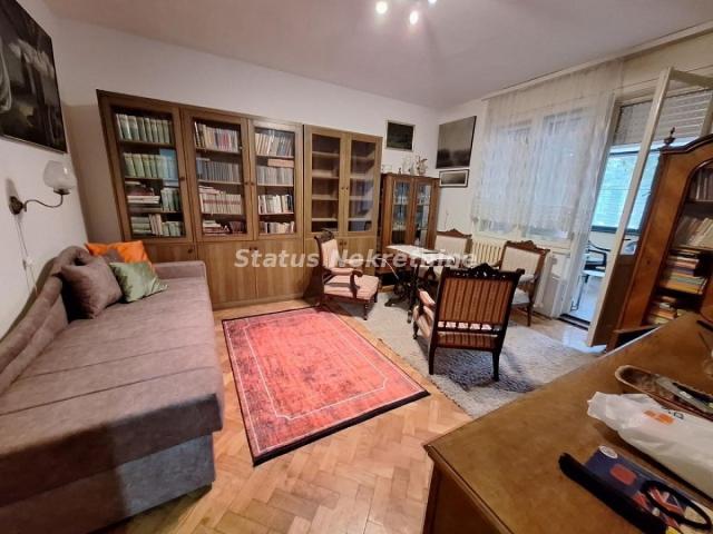 RENOVIRAN DVOSOBAN STAN 60M2, CENTAR, MAKSIMA GORKOG, BLIZU KEJA, 400EU