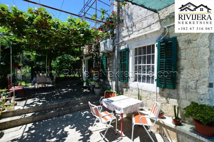 Stone house for sale in the center of Igalo, Herceg Novi