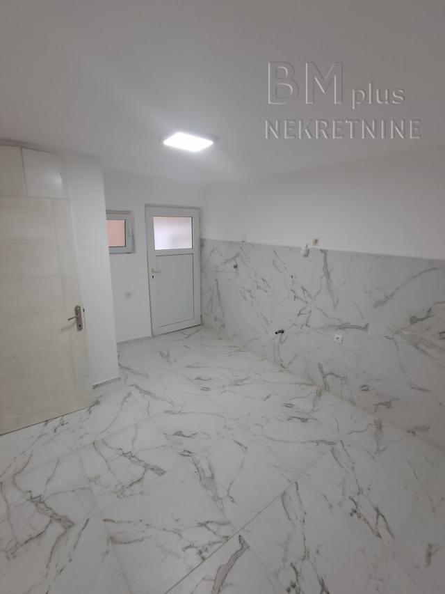  Na prodaju Renovirana prizemna kuća 84m2, Bubanj - Novi Niš. 