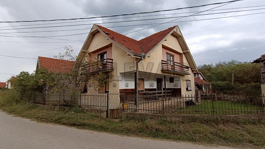 Kuća na selu, Strojkovce, 100m2