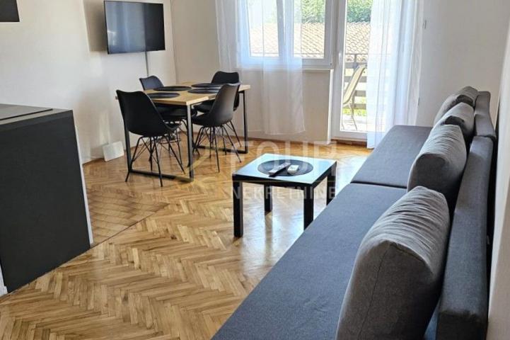 Istra, Medulin, apartmanska kuća + pomoćni objekt, ukupno 9 apartmana!