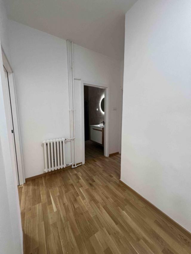 NOVI SAD - CENTAR - 52. 00 m2