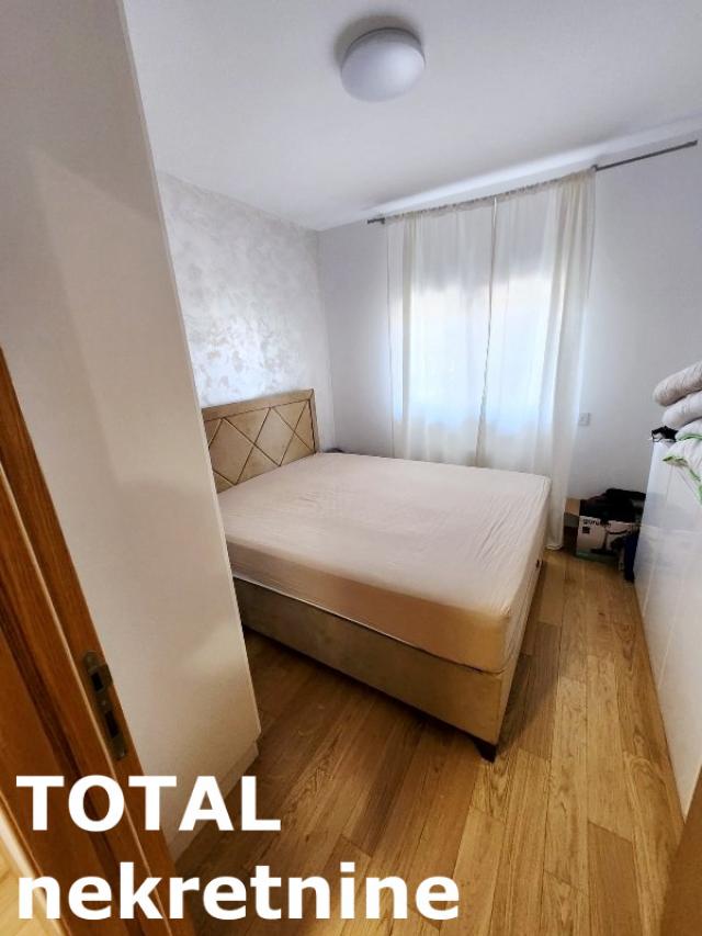 2. 5 Dvoiposoban stan NOVI SAD, 203100€