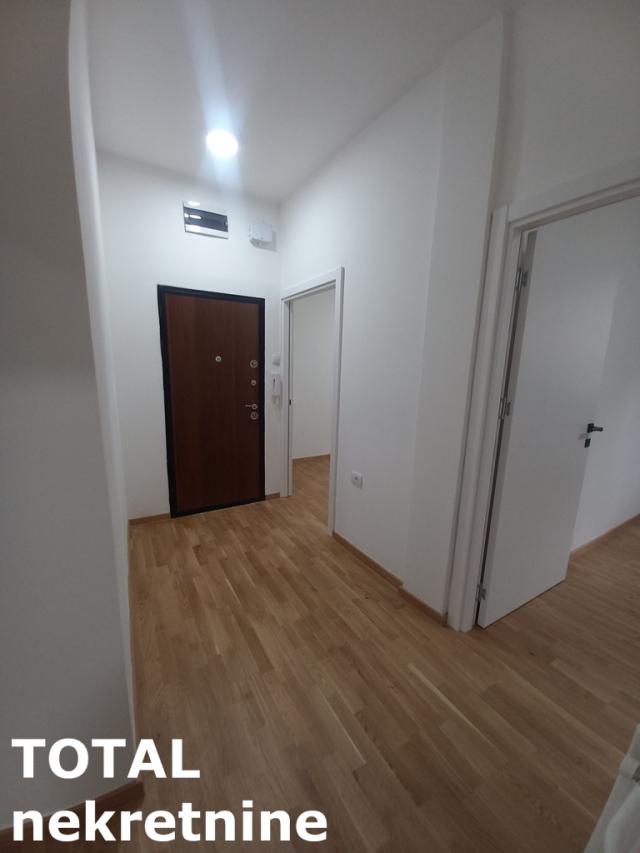 2. 5 Dvoiposoban stan NOVI SAD, 144200€