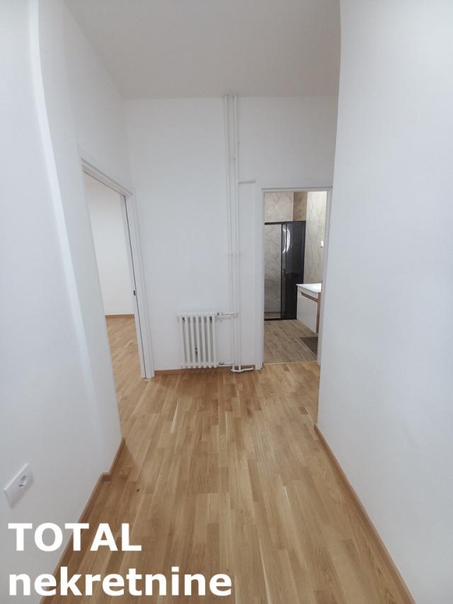 2. 5 Dvoiposoban stan NOVI SAD, 144200€