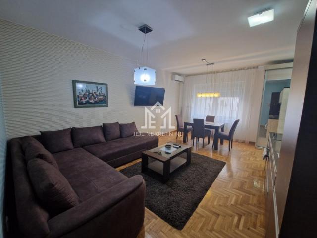 Centar, dvosoban stan, 40m2