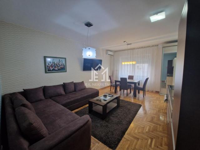 Centar, dvosoban stan, 40m2