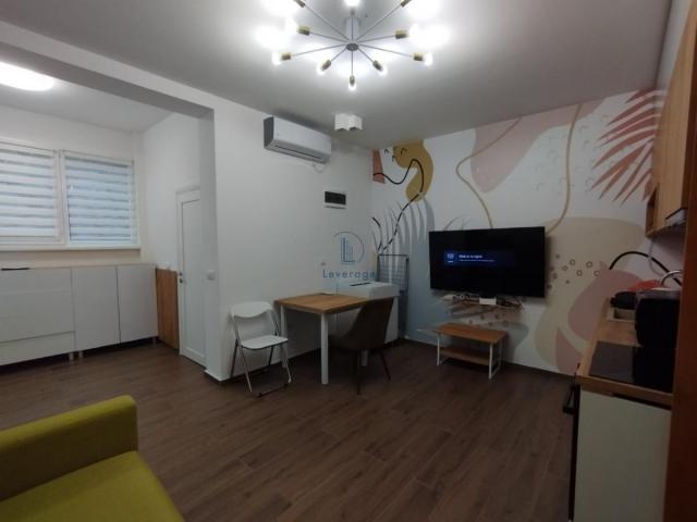 Pet-friendly, Zemun centar, 26 m2 + parking mesto