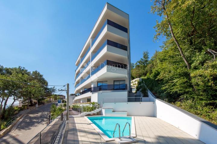 Wohnung Opatija - Centar, Opatija, 261,01m2