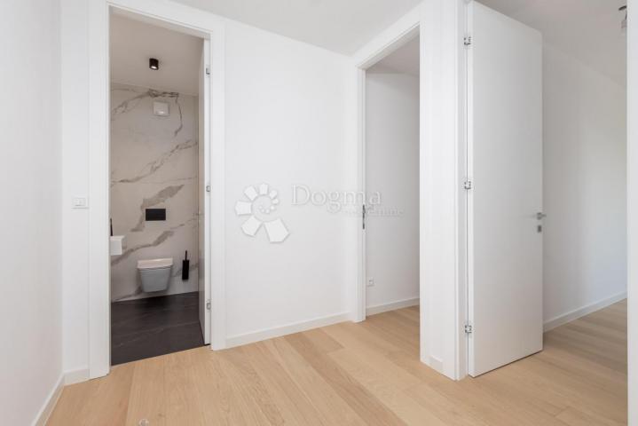 Wohnung Opatija - Centar, Opatija, 261,01m2