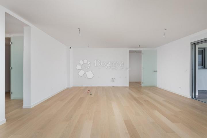 Wohnung Opatija - Centar, Opatija, 261,01m2