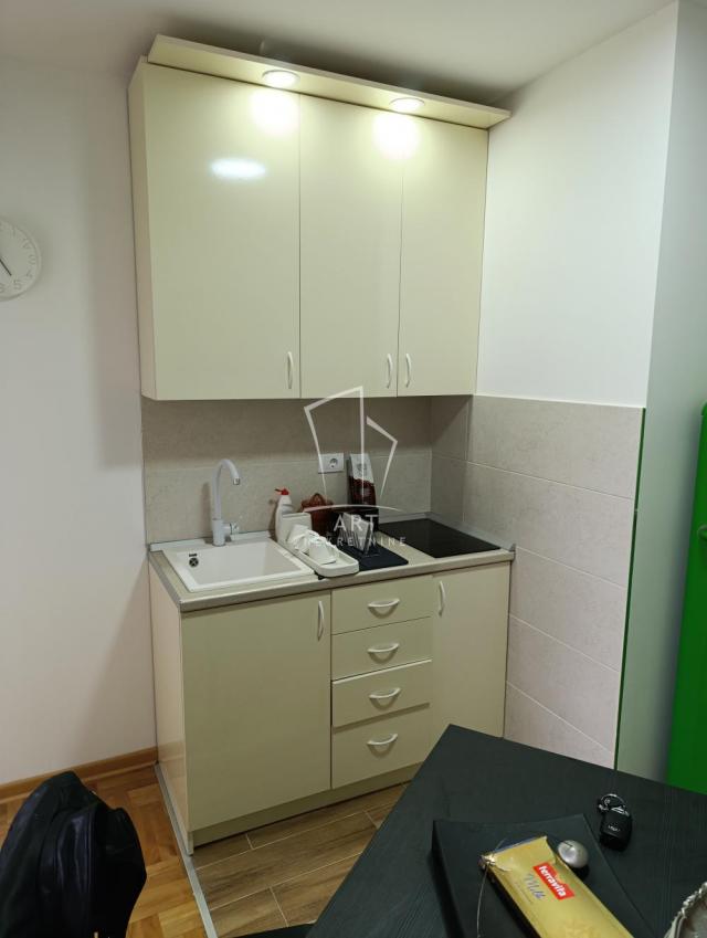 Čubura, mereno 30m2 ID#8957