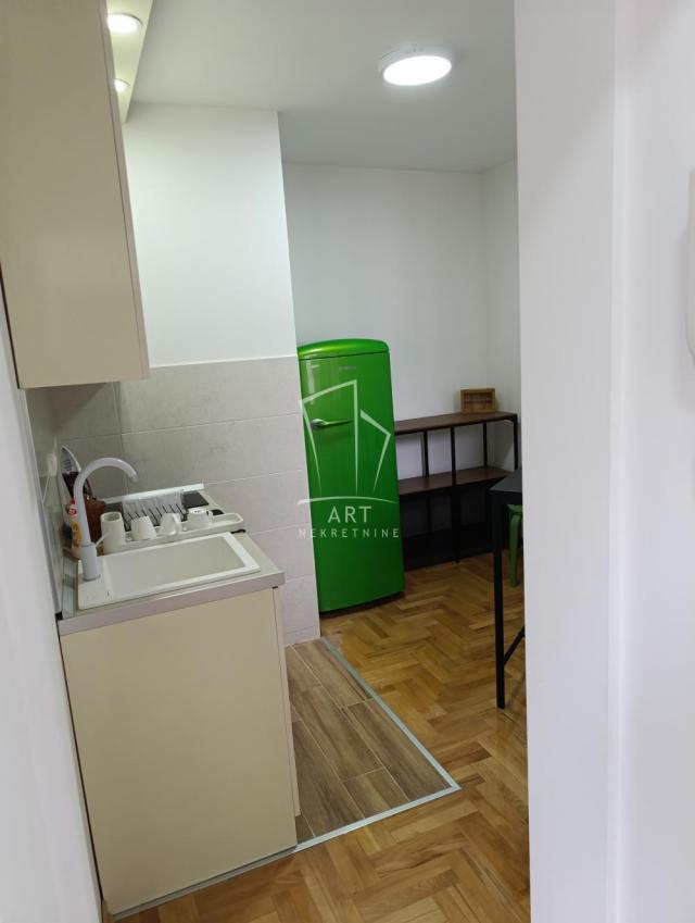 Čubura, mereno 30m2 ID#8957