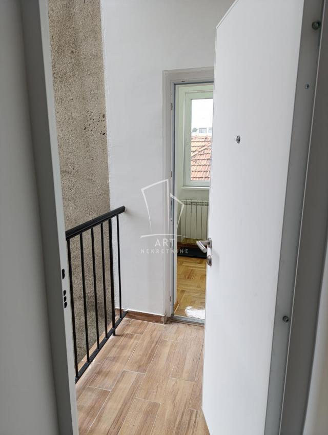 Čubura, mereno 30m2 ID#8957