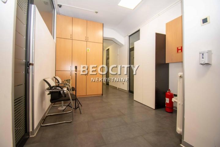 Novi Beograd, Bežanijska kosa 1, Partizanske avijacije, 6. 0, 205m2, 510000EUR