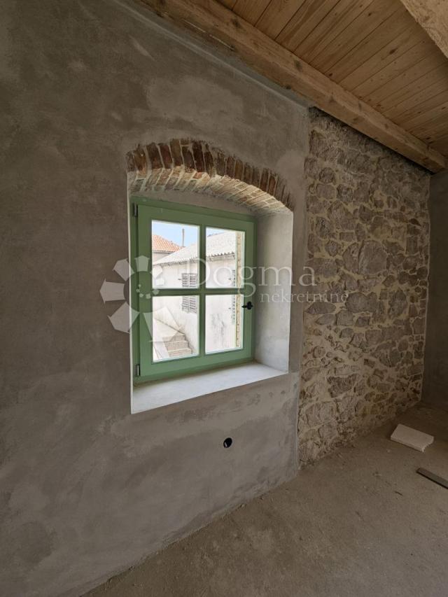 Haus Sutomišćica, Preko, 100m2