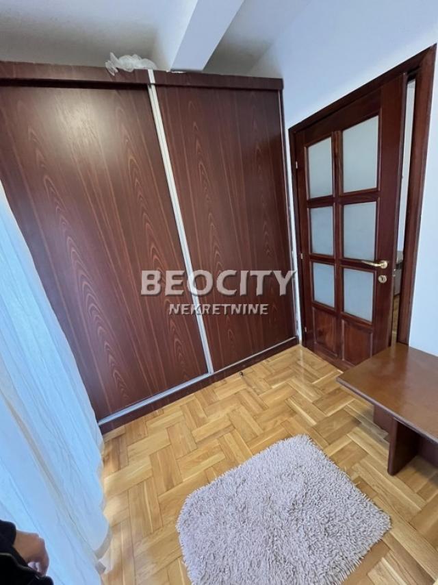 Vračar, Crveni krst, Sazanova, 1. 5, 32m2, 600EUR