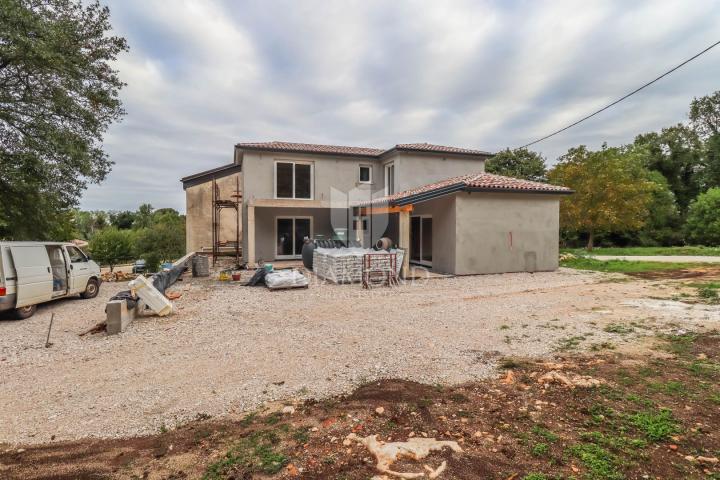 An attractive house in the vicinity of Umag.