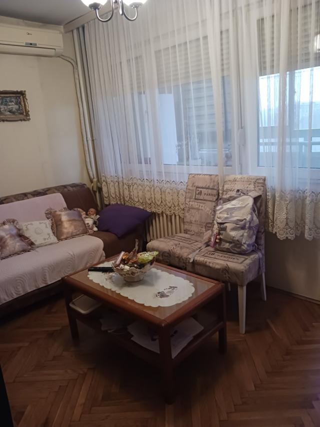 PRODAJA, 3. 5 STAN NA NOVOM BEOGRADU