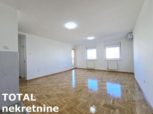 2 Dvosoban stan NOVI SAD, 119480€