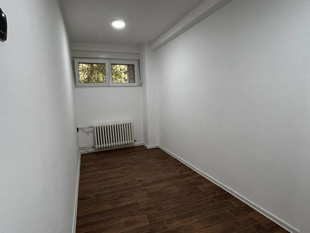 Prodaja, Jurija Gagarina, Blok 45 31m² -prizemlje