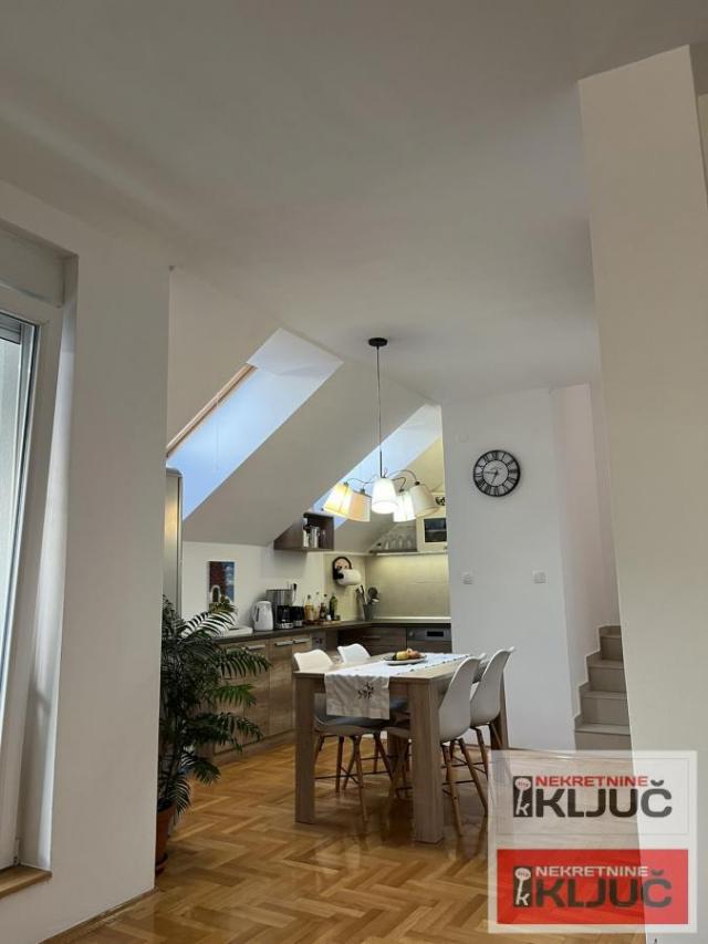 SOMBORSKI BULEVAR, 77m2, Četvorosoban-Duplex