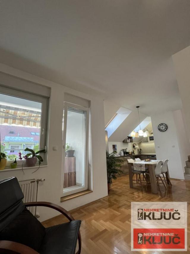 SOMBORSKI BULEVAR, 77m2, Četvorosoban-Duplex