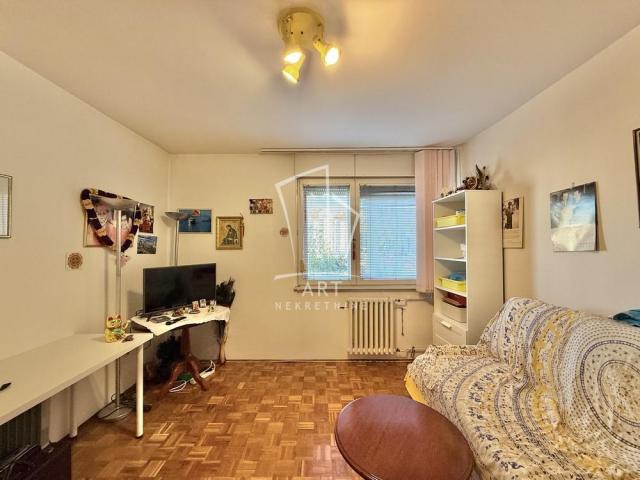 Žarkovo, Trgovačka, 101m2 ID#8984