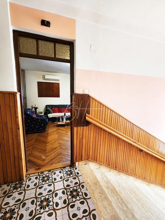 Flat Centar, Pula, 88,29m2