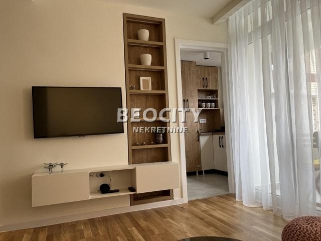 Novi Sad, Centar, Železnička, 2. 0, 45m2, 800EUR