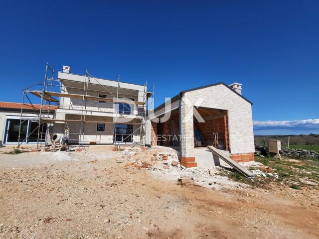 ISTRIEN, GROŽNJAN - Einfamilienhaus im Bau