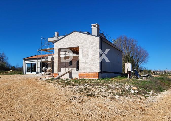 ISTRIEN, GROŽNJAN - Einfamilienhaus im Bau