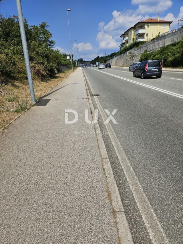 RIJEKA, RUJEVICA- građevinsko zemljište 1. 513m2 s pogledom na more za stambenu zgradu- stanove/ apa