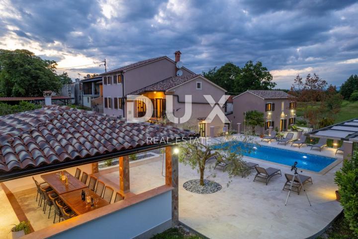 ISTRIA, PIĆAN - Romantic estate with three villas