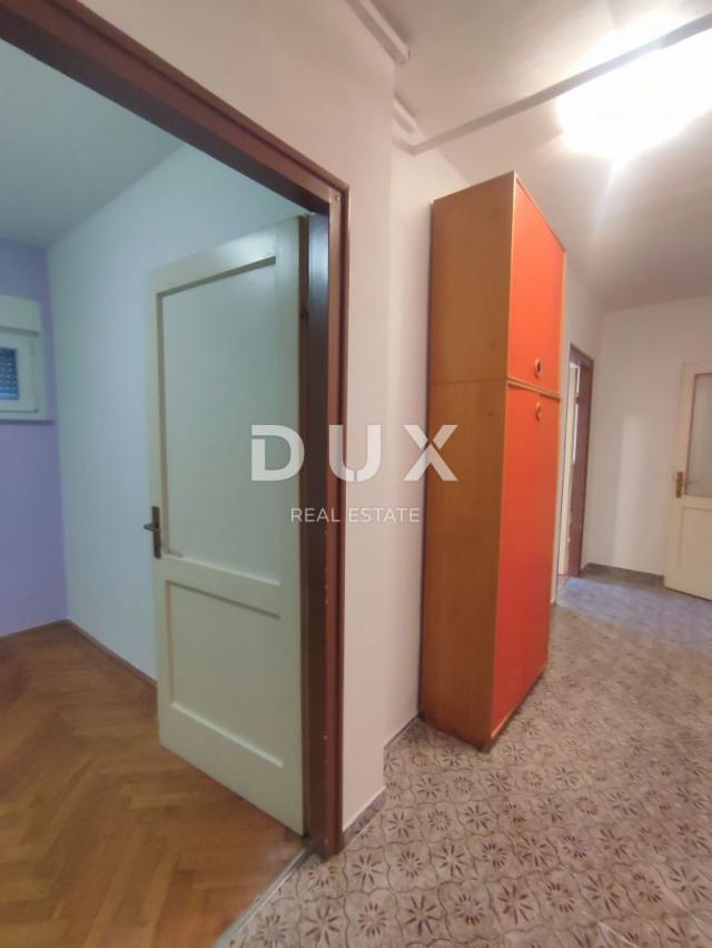 ISTRIEN, PULA - 2BR+DB-Wohnung im 3. Stock des Gebäudes