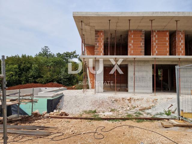 ISTRIA, POREČ - New construction of modern design with swimming pool