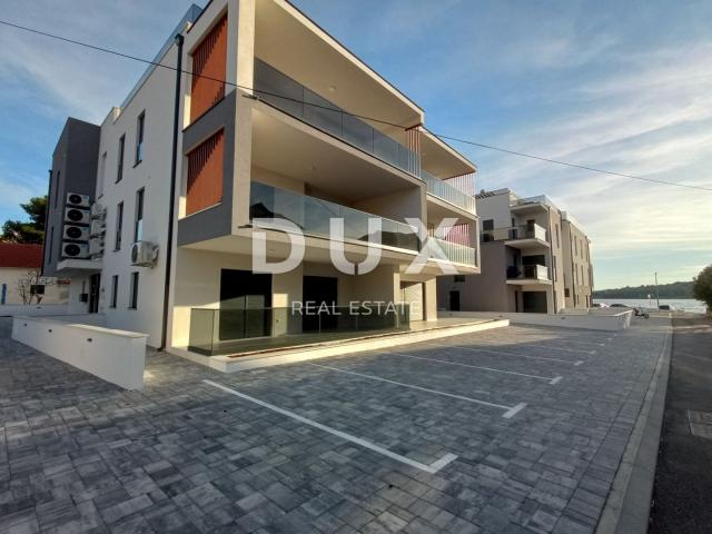 ŠIBENIK, VODICE - Predivan penthouse S7 pokraj mora