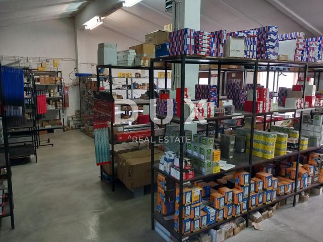 MATULJI - sales and production warehouse space 400m2 with 638m2 yard