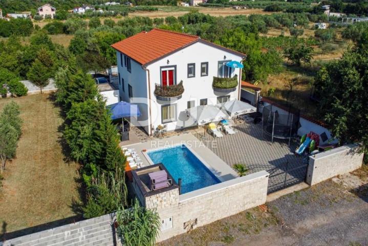 House Veli vrh, Pula, 260m2