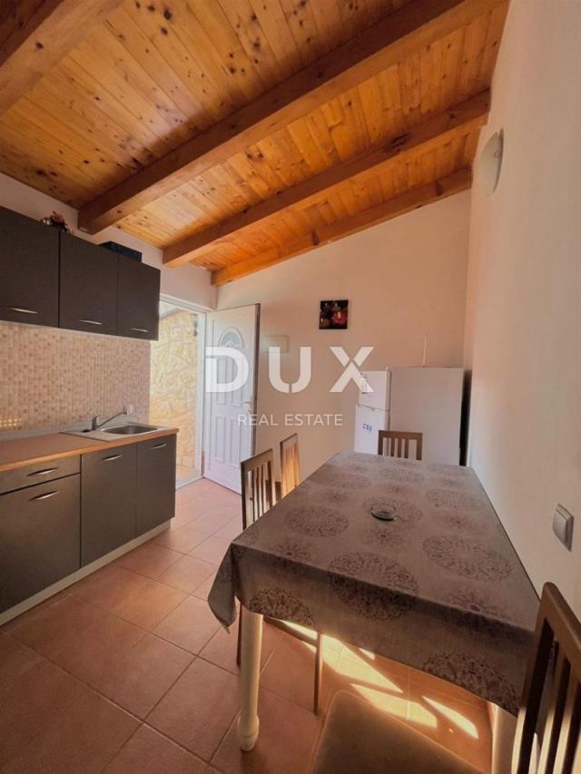 ZADAR, ZATON - Kuća s dva apartmana 