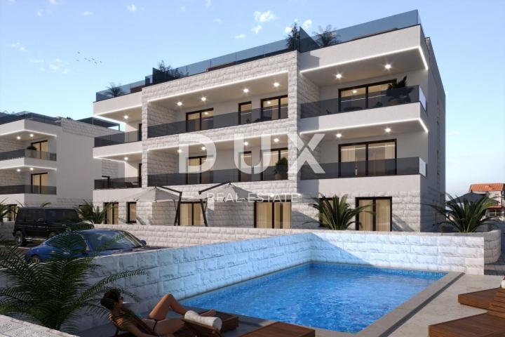 DALMATIA, PRIVLAKA New construction on the ground floor with a garden!