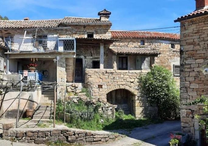 House Sovinjska Brda, Buzet, 105m2