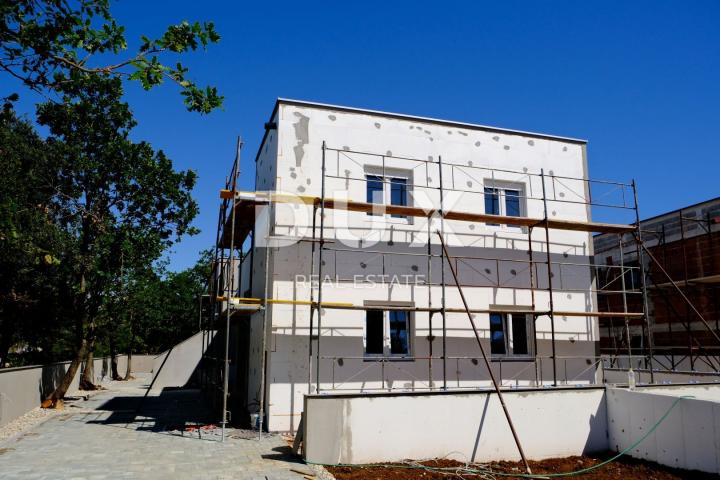 ZADAR, ZATON – Elegante Wohnung im ersten Stock eines wunderschönen Gebäudes! Neubau! S4