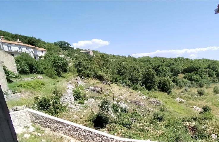 ISTRA- LABIN- Građevinsko zemljište 674 m2 okolica!